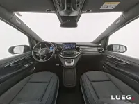 Gebraucht Mercedes V300 237 PS (174 kW) 2024 Grau Van / Kleinbus