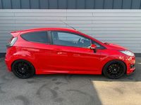 Gebraucht Ford Fiesta Sport 125 PS (91 kW) 2013 Rot Kleinwagen