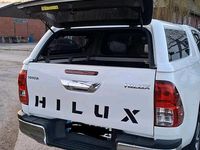 Gebraucht Toyota HiLux 150 PS (110 kW) 2017 Weiß Pickup