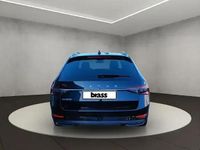 Gebraucht Skoda Superb 200 PS (147 kW) 2023 Blackmagic perleffekt Kombi