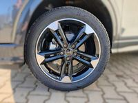 Neu Audi Q2 S-Line 150 PS (110 kW) 2026 Grau SUV