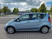Gebraucht Mercedes A200 Avantgarde 140 PS (102 kW) 2010 Blau Van / Kleinbus
