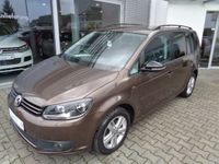Gebraucht VW Touran Match 105 PS (77 kW) 2013 Braun metallic Van / Kleinbus