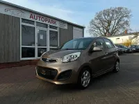Gebraucht Kia Picanto 86 PS (63 kW) 2013 Cafe mocca met. Kleinwagen