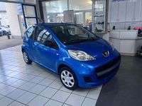 Gebraucht Peugeot 107 Filou 68 PS (50 kW) 2010 Blau Kleinwagen