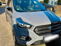 Gebraucht Ford Kuga ST-Line 240 PS (176 kW) 2019 Grau SUV