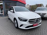 Gebraucht Mercedes B200 163 PS (119 kW) 2019 Weiß Van / Kleinbus
