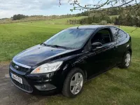 Gebraucht Ford Focus Ambiente 101 PS (74 kW) 2008 Schwarz Limousine