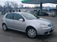 Gebraucht VW Golf V 105 PS (77 kW) 2008 Silber Kleinwagen