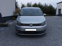 Gebraucht VW Touran Style 140 PS (102 kW) 2011 Silber Van / Kleinbus