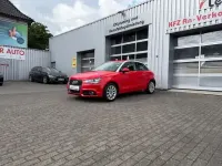 Gebraucht Audi A1 Ambition 122 PS (89 kW) 2011 Rot Kleinwagen