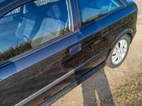 Gebraucht Opel Astra 125 PS (91 kW) 2000 Schwarz Coupé