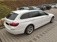 Gebraucht BMW 530 258 PS (189 kW) 2016 Weiß Kombi