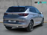 Gebraucht Opel Grandland X Elegance 131 PS (96 kW) 2023 Kontrast grau/quarz silber SUV