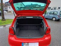 Gebraucht VW Polo Match 90 PS (66 kW) 2012 Rot Kleinwagen