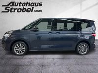 Gebraucht VW T7 Life 136 PS (100 kW) 2022 Starlight blue metallic Van