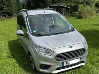 Gebraucht Ford Tourneo Courier Titanium 101 PS (74 kW) 2019 Silber Van / Kleinbus
