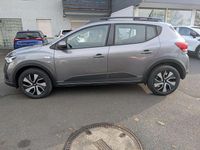 Neu Dacia Sandero Expression 67 PS (49 kW) 2025 Schiefergrau SUV
