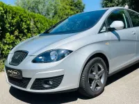 Gebraucht Seat Altea 4You 105 PS (77 kW) 2014 Silber Limousine