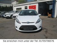 Gebraucht Ford Fiesta Champions Edition 82 PS (60 kW) 2012 Weiß Kleinwagen