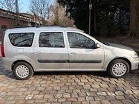 Gebraucht Dacia Logan MCV Lauréate 84 PS (61 kW) 2011 Silber Kombi
