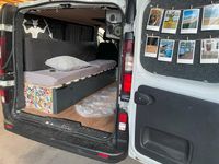 Gebraucht Renault Trafic 95 PS (69 kW) 2018 Weiß Van / Kleinbus