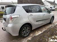 Gebraucht Toyota Verso Life 124 PS (91 kW) 2013 Silver metallic Van / Kleinbus