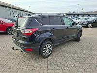 Gebraucht Ford Kuga Titanium 179 PS (131 kW) 2017 Schwarz SUV