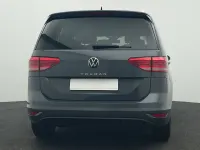 Gebraucht VW Touran 150 PS (110 kW) 2025 Grau Van / Kleinbus