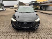 Gebraucht Ford Focus ST-Line 125 PS (91 kW) 2024 Schwarz Limousine