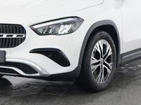 Gebraucht Mercedes GLA180 Advanced 136 PS (100 kW) 2024 Unilack polarweiß SUV