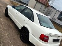 Gebraucht Audi A4 128 PS (94 kW) 1997 Weiß Limousine