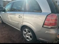 Gebraucht Opel Zafira 140 PS (102 kW) 2007 Silber Van / Kleinbus