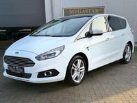 Gebraucht Ford S-MAX Titanium 179 PS (131 kW) 2017 Weiß Van / Kleinbus