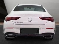 Gebraucht Mercedes CLA250e 163 PS (119 kW) 2024 Weiß Limousine