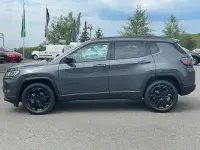 Gebraucht Jeep Compass Night Eagle 131 PS (96 kW) 2023 Grau SUV