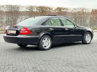 Gebraucht Mercedes E320 224 PS (164 kW) 2005 Schwarz Limousine