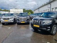 Gebraucht Toyota Land Cruiser Premium 303 PS (222 kW) 2023 Grau SUV