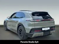Neu Porsche Cayenne Electric 325 kW (442 PS) 2026 Grün SUV
