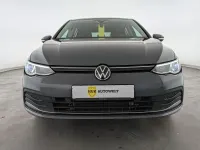 Gebraucht VW Golf VIII Move 131 PS (96 kW) 2023 Delfingrau metallic Limousine