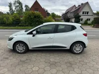 Używany Renault Clio IV Expression 73 KM (53 kW) 2014 Biały Sedan/Limuzyna