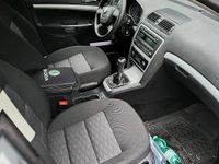 Gebraucht Skoda Octavia 102 PS (75 kW) 2011 Silber Limousine