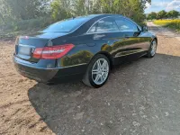 Gebraucht Mercedes E200 Avantgarde 184 PS (135 kW) 2010 Schwarz Coupé