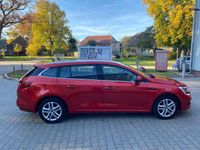 Gebraucht Renault Mégane IV Bose Edition 132 PS (97 kW) 2017 Rot Limousine