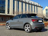 Gebraucht Audi A1 95 PS (69 kW) 2016 Grau Kleinwagen