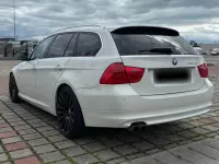 Gebraucht BMW 330 Performance 245 PS (180 kW) 2010 Weiß Kombi