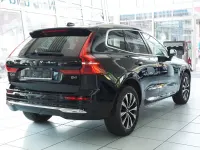 Gebraucht Volvo XC60 Plus 197 PS (144 kW) 2023 Schwarz SUV