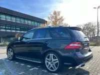 Gebraucht Mercedes ML63 AMG AMG 525 PS (386 kW) 2012 Schwarz SUV