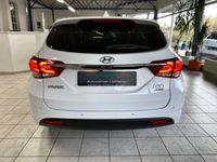 gebraucht Hyundai i40 1.6 CRDi Success Aut.*NAVI*C.PLAY*SHZ*DAB*