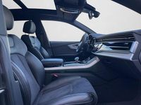 Gebraucht Audi Q8 Ambiente 286 PS (210 kW) 2023 Daytonagrau perleffekt (metallic) SUV